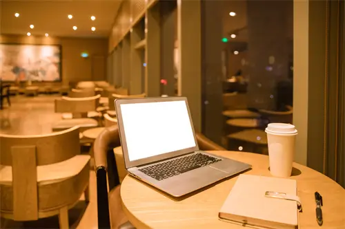 电脑按什么是开机