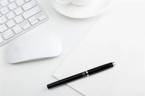 为什么电脑进去很卡